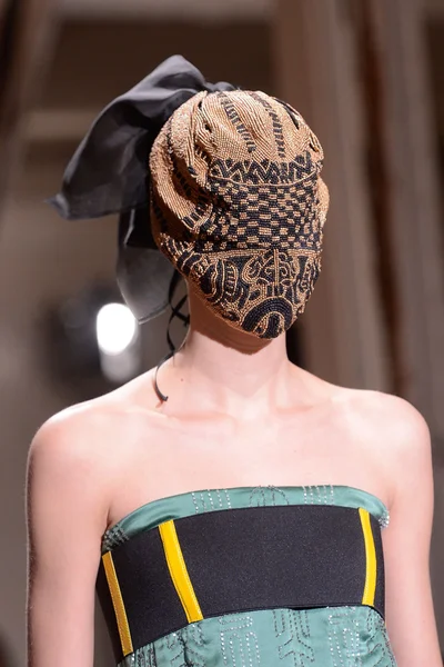 Look 23